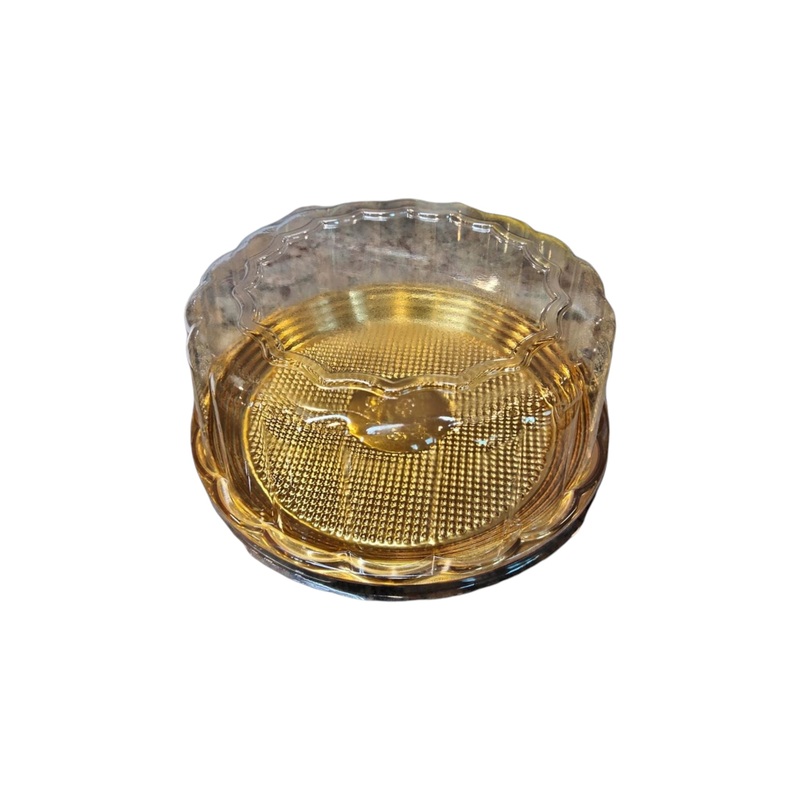 Disposable Serving To-Go Cake Dome Lid with Gold Tray 20×7.5cm