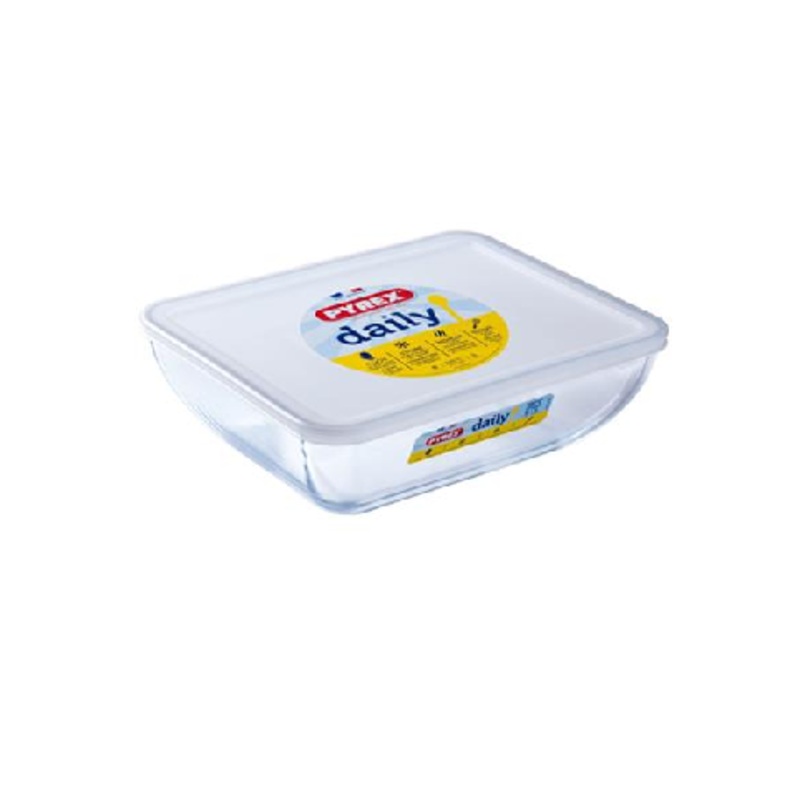 Pyrex Daily Rectangular Dish with Plastic Lid