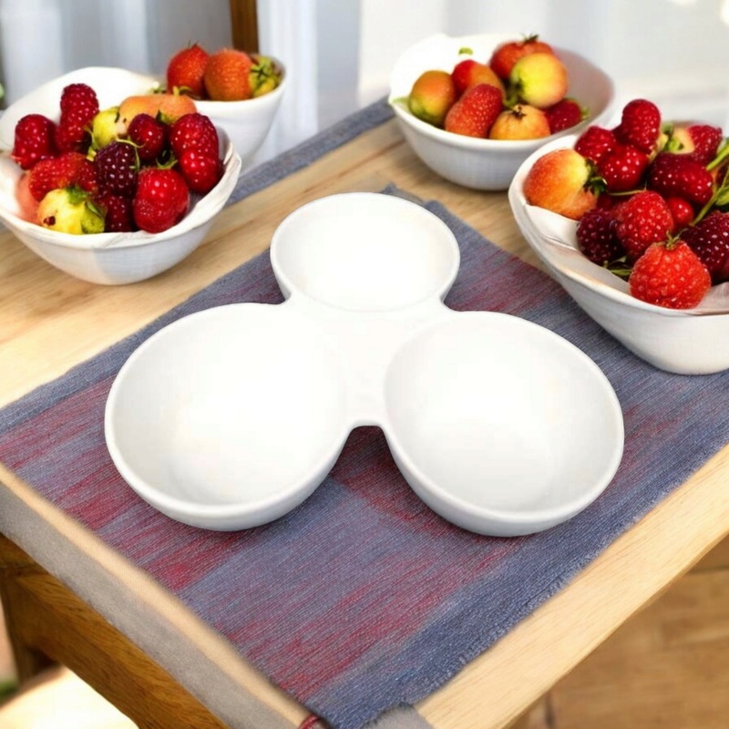 Ceramoc Condiemnt Serving 3-Bowl Plate 9.5 Inch 24.5×24.5×5.5cm