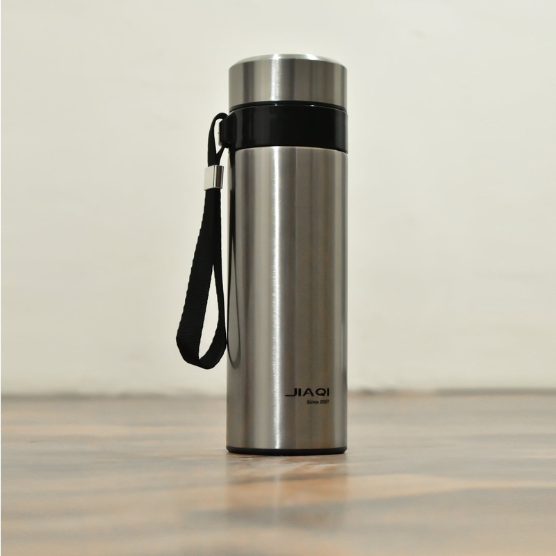 stainless steel bottles 400Ml Approx. For Storing Water And Some Other Types Of Beverages Etc.