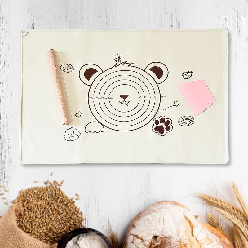 3 In 1 Heavy Silicone Baking Mat With Wooden Belan & Cake Scraper (3 Pcs Set / 7050 CM)