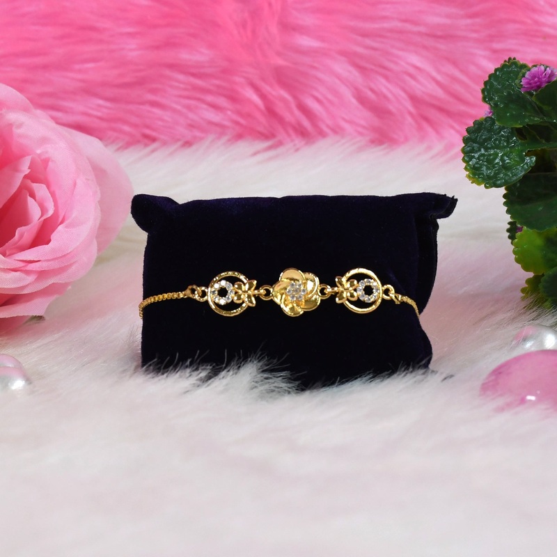 Luxury Gold-Plated Bracelet  Timeless Shine & Elegant Design
