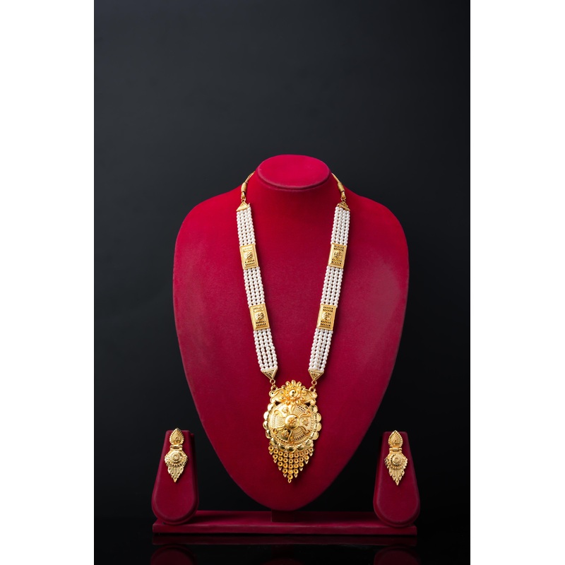Moti Har Rani Set with Earring